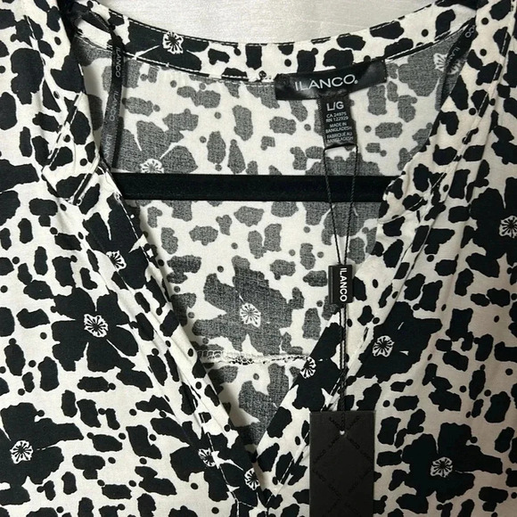 ILANCO NWT black & white abstract floral,  v neck , tie strap cuffs, hi low - Picture 4 of 14